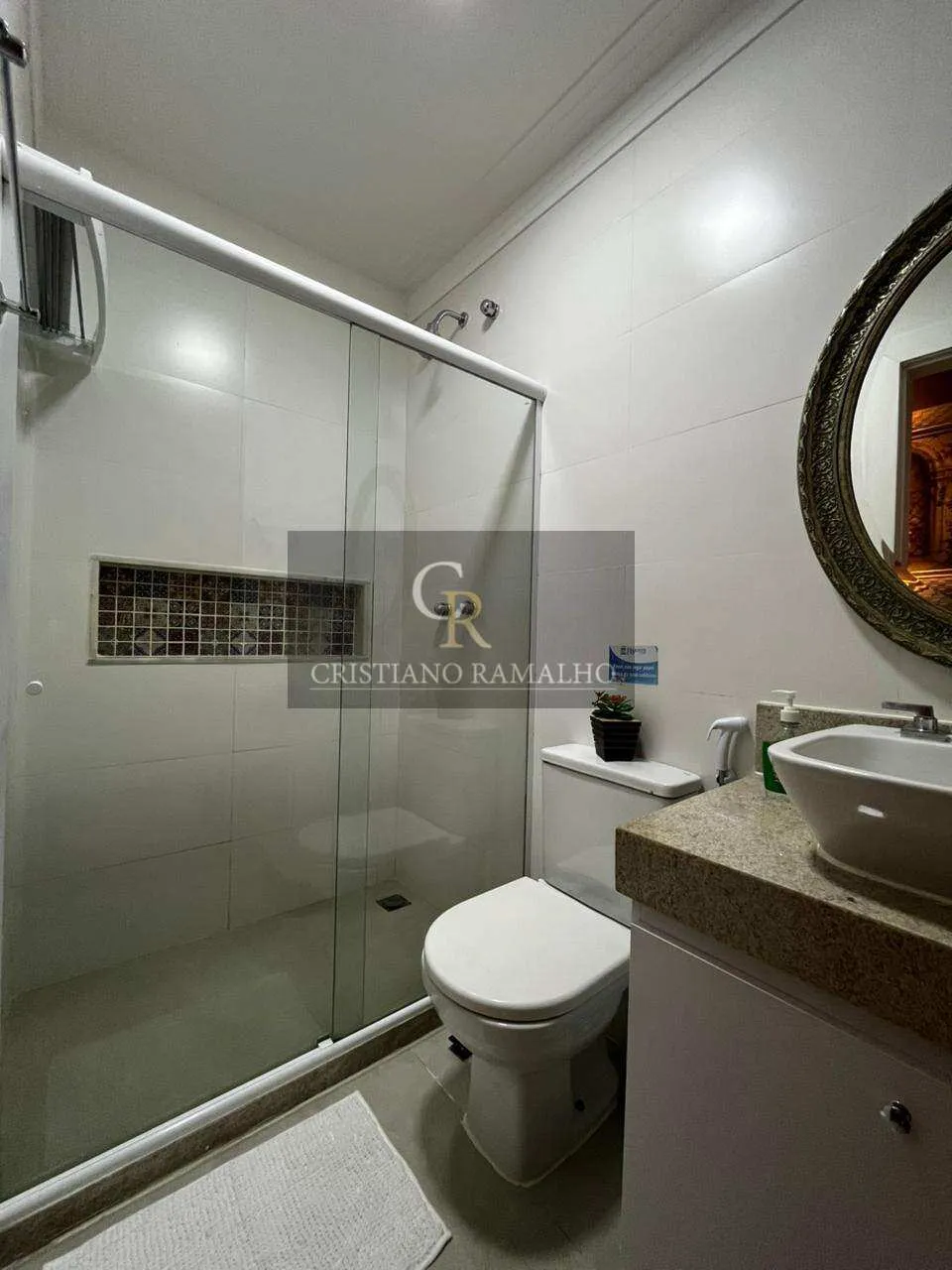 Imagem Flat à venda em Cabo Frio, Passagem, com 2 quartos