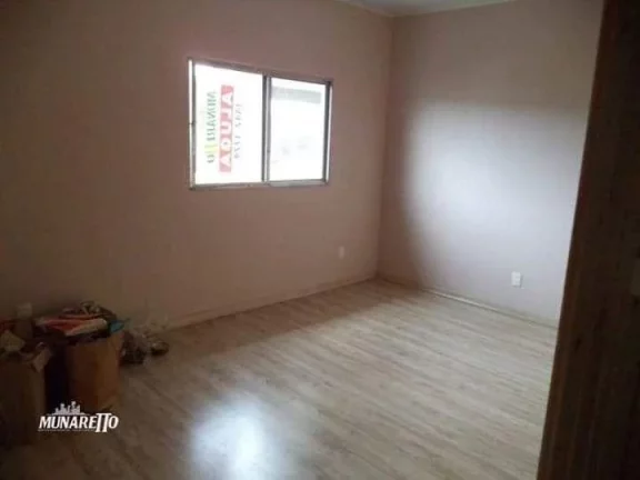 Imagem Casa para Venda em Concórdia, Industriários, 3 dormitórios, 1 banheiro, 3 vagas