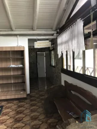 Imagem Área com 10.213m², com casa 03 quartos, localizada em Campina Grande do Sul PR, com frente para os 02 lados da Rodovia Régis Bintencourt