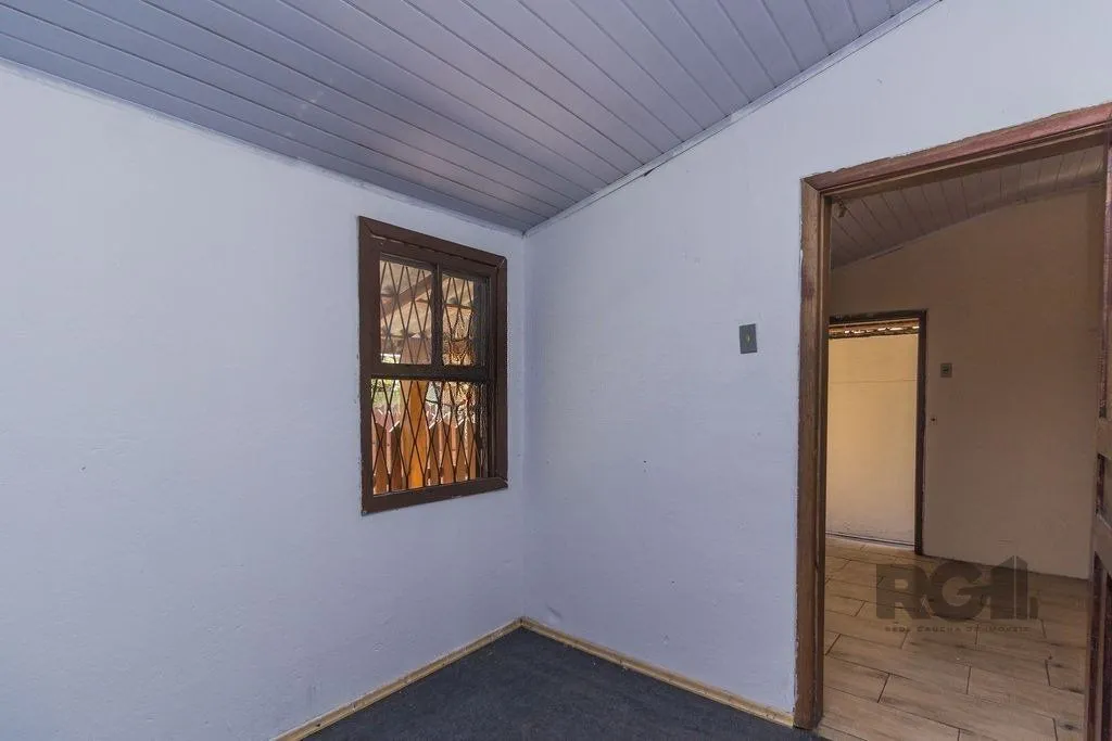 Imagem Casa de 5 dormitórios no bairro Sarandi