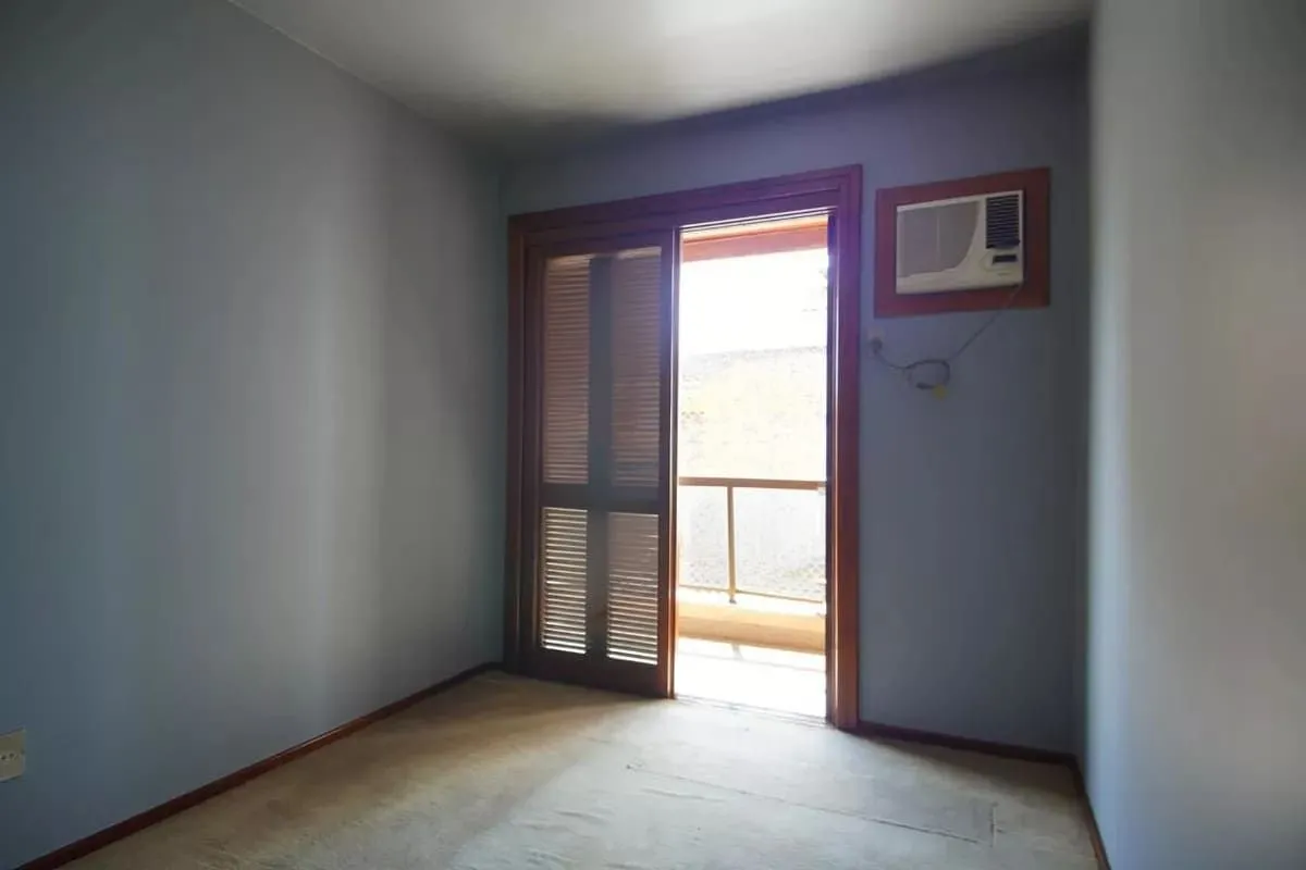 Imagem Apartamento de 3 dormitórios à venda em Petrópolis - Porto Alegre