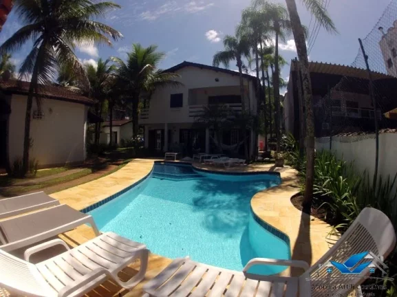 Imagem Casa pé na areia - Praia da Enseada - Ótima localização