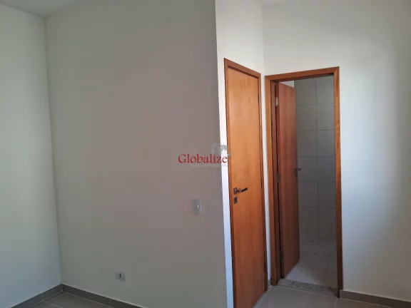 Imagem Belo sobrado em Vilagio no bairro do Marapé com 2 suítes, garagem privativa a venda por R$ 695.000,00