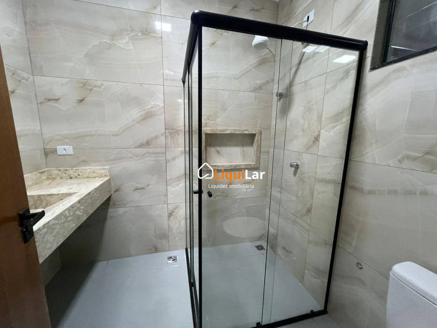 Imagem Casa Térrea à Venda no Rita Vieira com 3 Suítes, Piscina e Varanda Gourmet