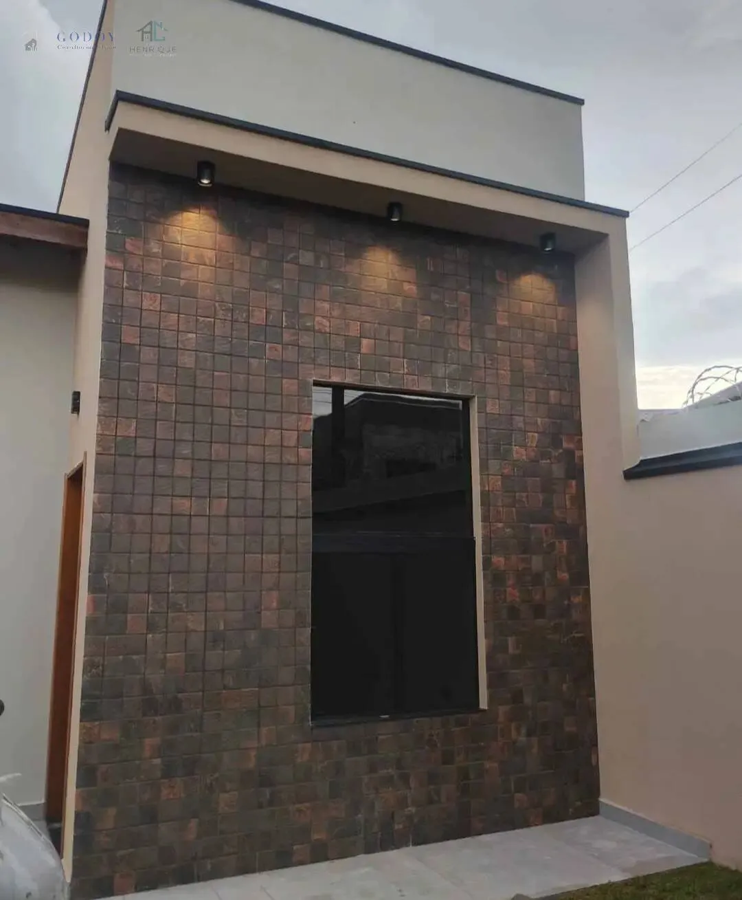 Imagem Casa nova com acabamento de alto padrão!