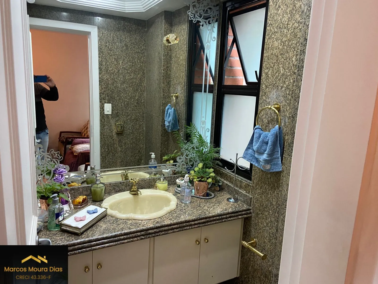 Imagem Oportunidade única no Pacaembu! Apartamento de alto padrão - de R$ 2.480.000,00 por apenas R$ 1.750.000,00!