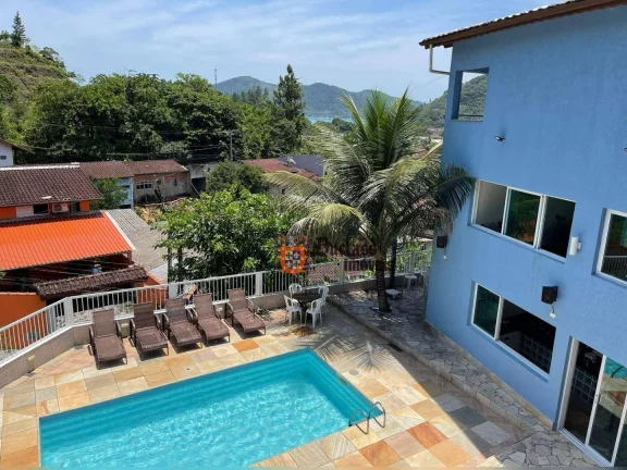 Imagem Sobrado com 4 suítes à venda por R$ 950.000 - Perequê-Mirim - Ubatuba/SP