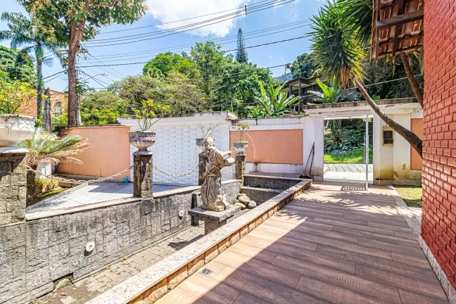 Imagem CASA de 5 SUÍTES com projeto paisagístico no ITANHANGÁ - R$ 4.500.000 - Rio de Janeiro, RJ