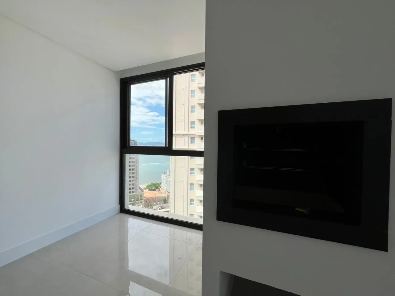Imagem Apartamento com vista para o mar à venda com 87.5m2 por R$ 1.647.000,00