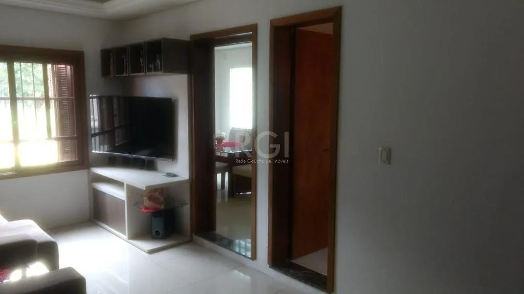 Imagem Casa para Venda - 180m², 3 dormitórios, Jardim Iolanda