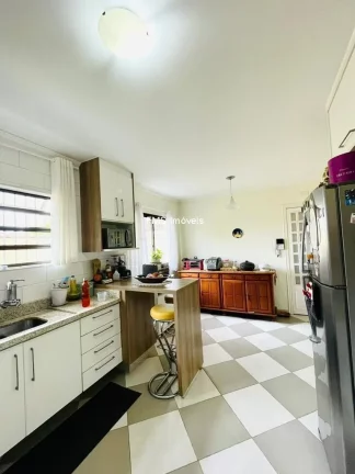 Imagem Imóvel de luxo na Vila da Saúde: casa com 4 quartos, 2 suítes, 2 salas, 4 vagas de garagem e 148m² em São Paulo-SP.