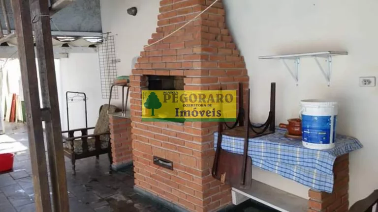 Imagem Casa com Piscina à venda na Prainha Caraguatatuba, 2 quartos, 1 suíte, 1 sala, 3 banheiros, 2 vagas