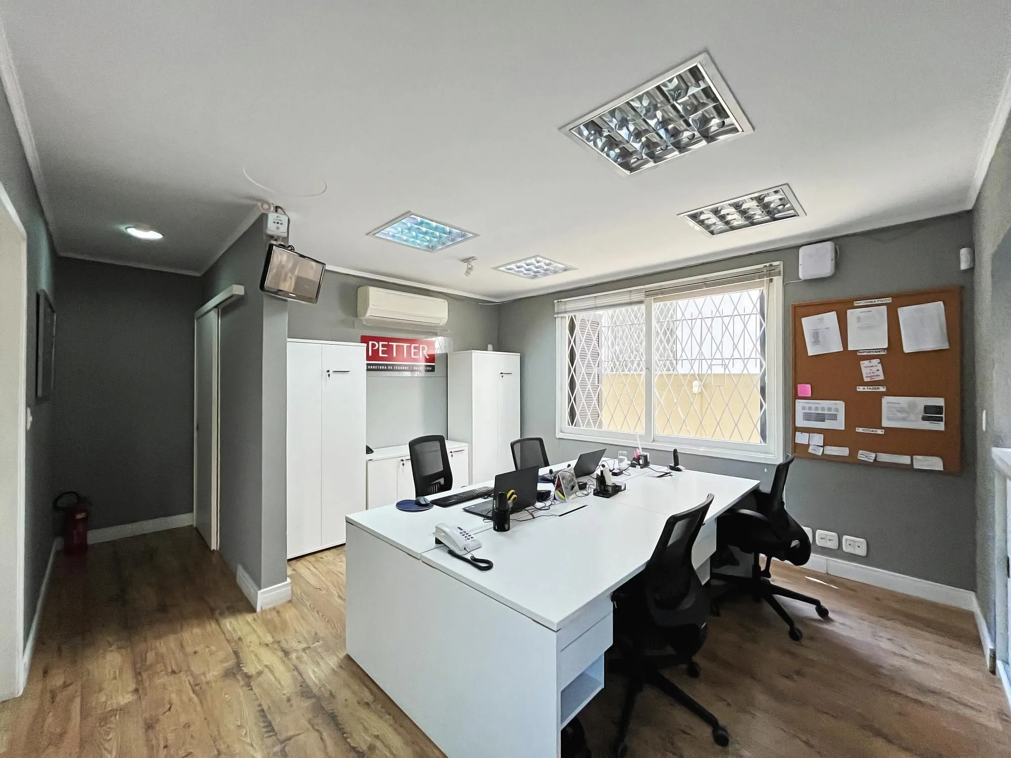 Imagem Excelente Casa comercial para comprar com 250m² na Avenida Palmeira