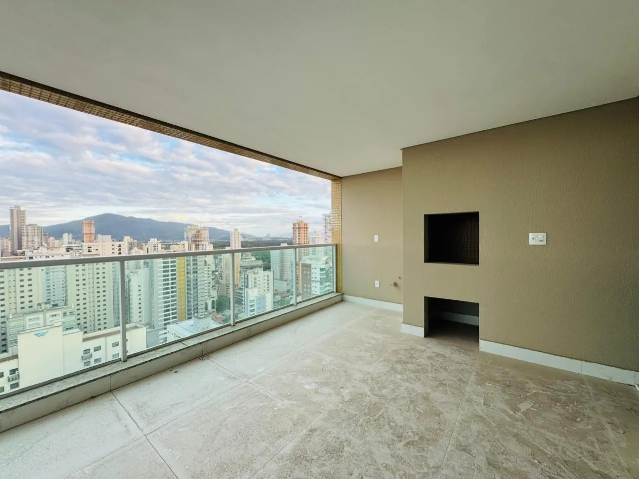 Imagem Apartamento à venda com 159m2 por R$ 2.099.000,00
