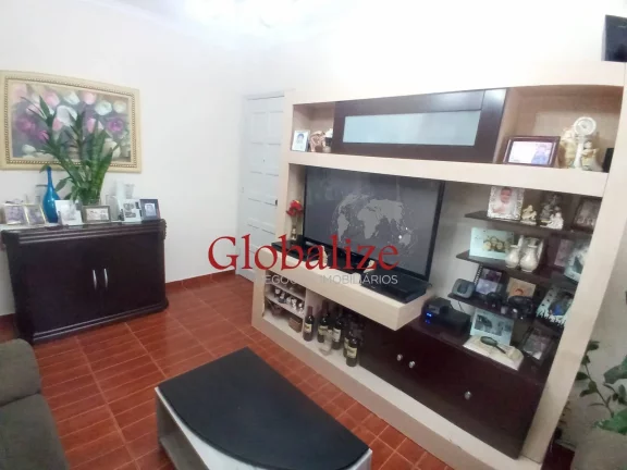 Foto do imóvel Apartamento à Venda, em prédio de 3 andares R$320.000,00, 2 dormitórios na Vila Mathias em Santos SP
