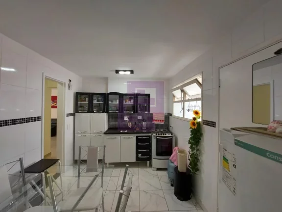 Imagem Praia da pitangueiras, vista para o Mar apartamento todo reformado , pé na areia .