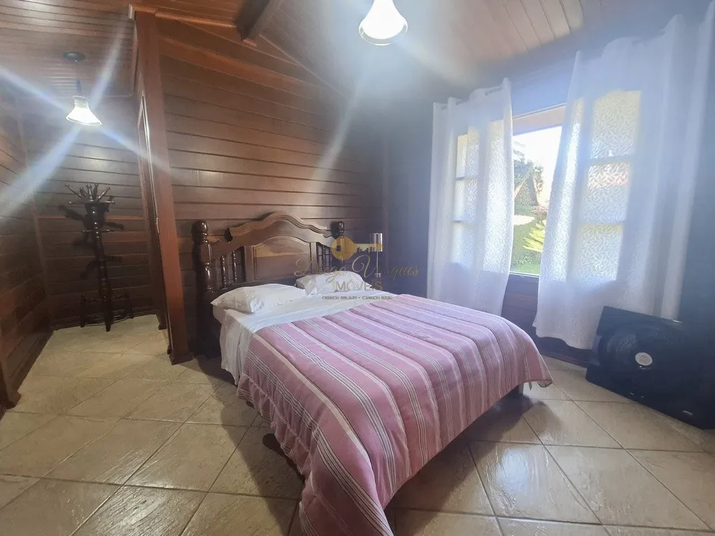 Imagem Casa em Condomínio para Venda em Teresópolis / RJ no bairro Vargem Grande