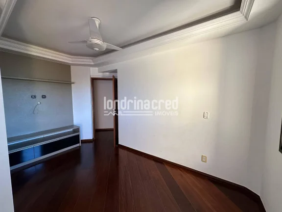 Imagem Amplo apartamento no Edifício Marques de Caravelas com 3 quartos, 2 sacadas, suíte e excelente localização por valor de oportunidade