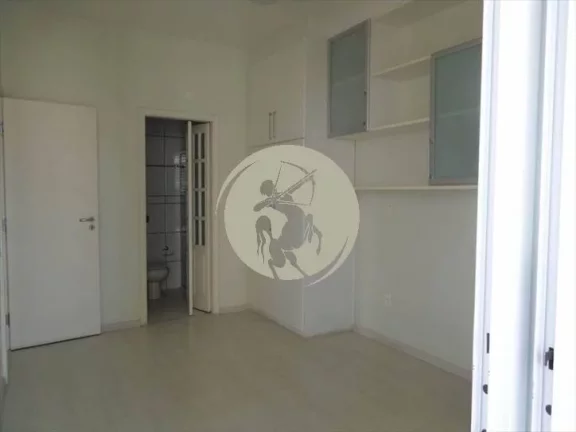 Imagem OPORTUNIDADE GONZAGA COM LAZER. APARTAMENTO NO CORAÇÃO DO GONZAGA , ANDAR ALTO, REPLETO DE ARMARIO...