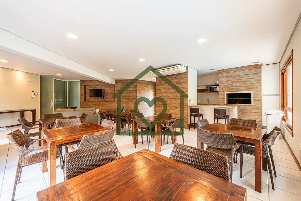 Imagem Residência em condomínio no bairro Três Figueiras, próximo ao Colégio Farroupilha e Shopping Ig...