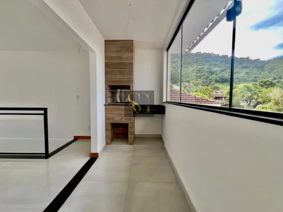 Imagem Casa para Venda em Teresópolis, Alto, 3 dormitórios, 2 suítes, 3 banheiros, 2 vagas