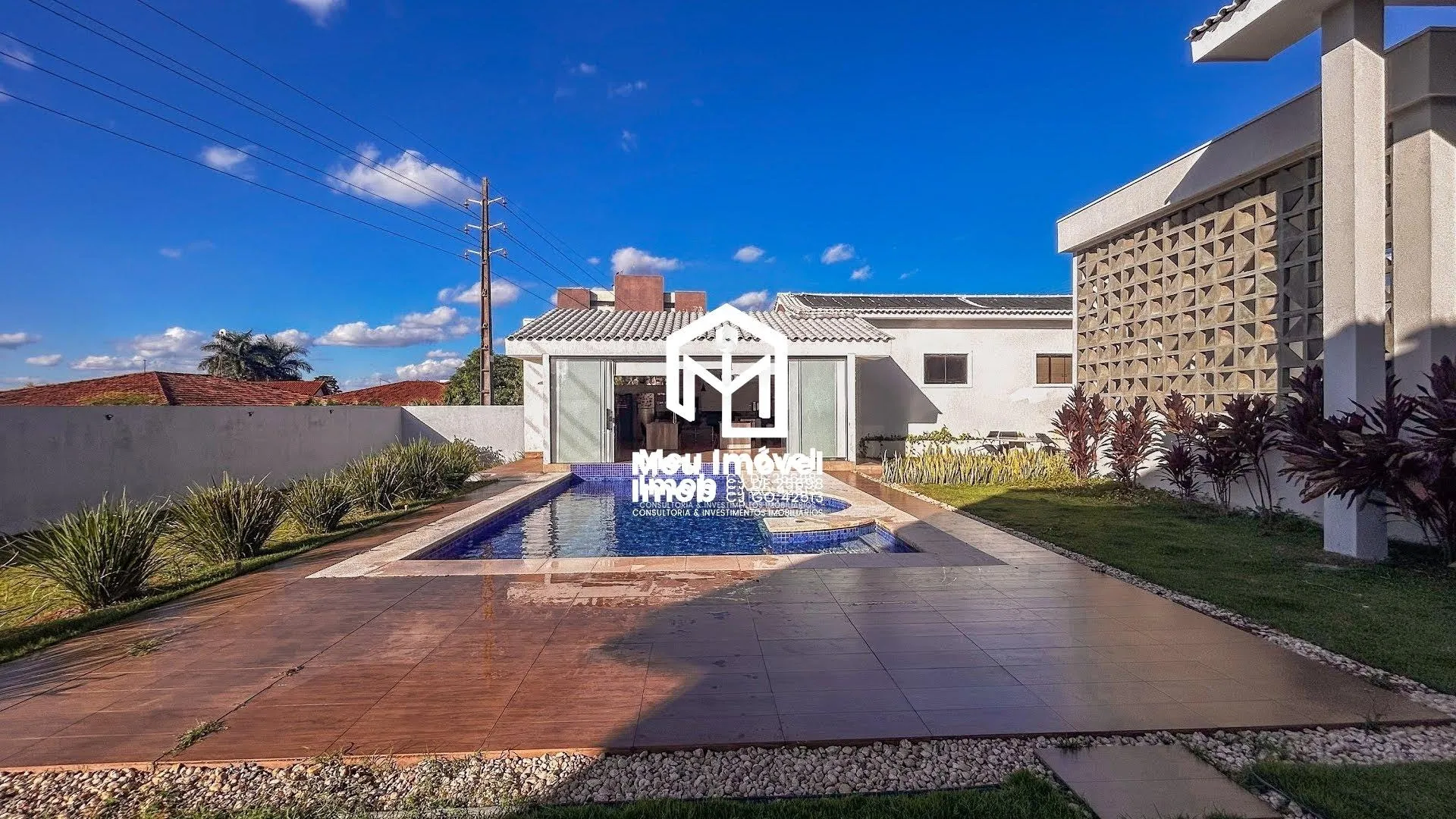 Imagem Casa 4 Quartos 4 Suítes 12 Vagas 540m² Piscina Churrasqueira