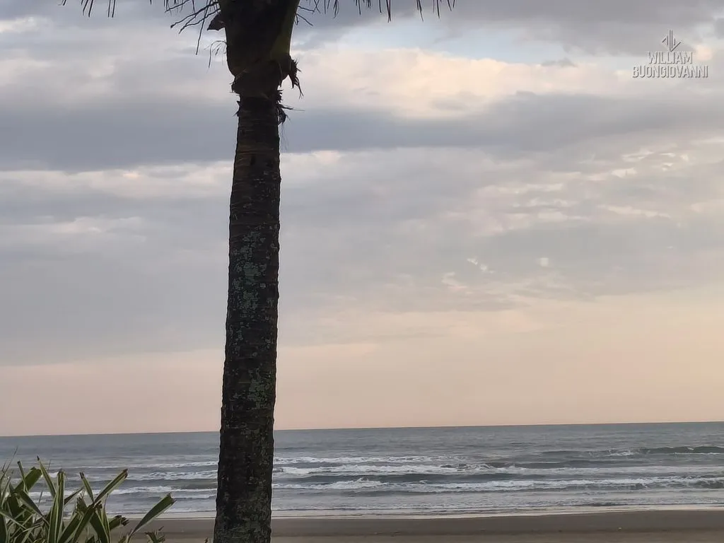 Imagem BELISSIMO APT FRENTE MAR,3 quartos,sendo 1 suíte,1 vagas,CAIÇARA, -R$ 750.000,00