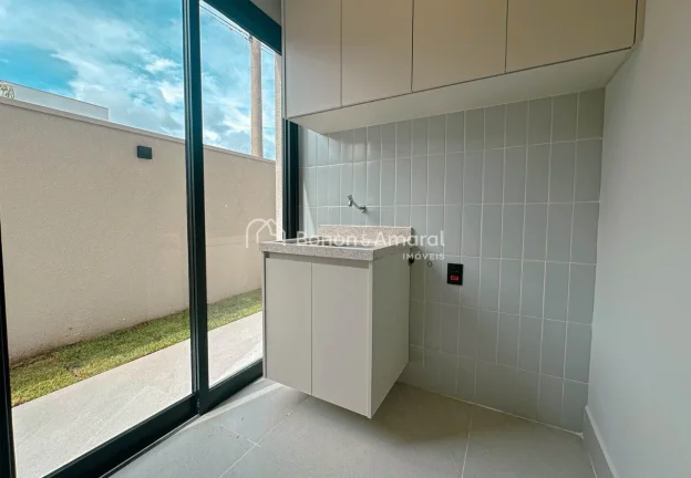 Imagem Maravilhoso Sobrado, acabamento de primeira, com 3 quartos sendo 3 suítes e a master com closet, co...