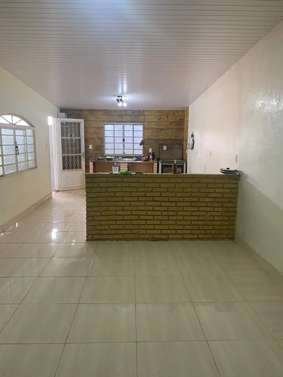Imagem Chácara à venda 2 Quartos, 4 Vagas, 700M², Goiabal, Pindamonhangaba - SP