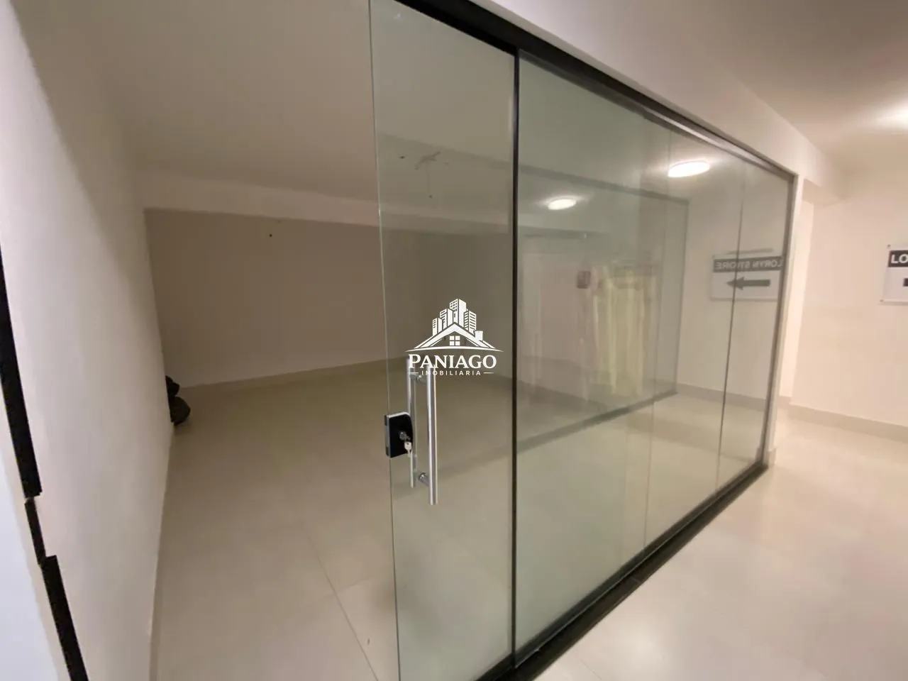 Imagem Sala comercial para locação próximo Av. Miguel Sutil, Cuiabá-MT