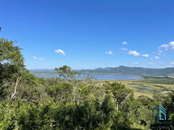 Imagem Terreno 14.600 mil m2, a venda em Garopaba na Praia do Silveira Florianópolis SC