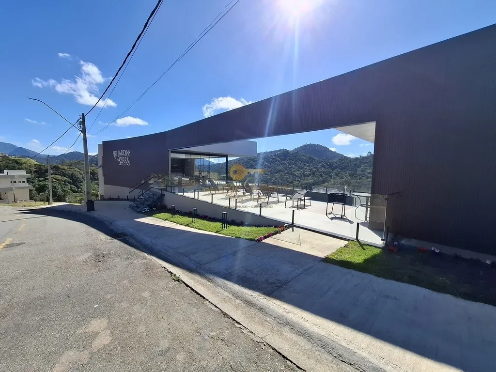 Imagem Terreno em Condomínio para Venda em Teresópolis / RJ no bairro Ermitage