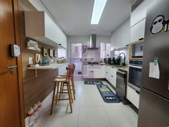 Imagem Pitangueiras luxuoso construção nova!