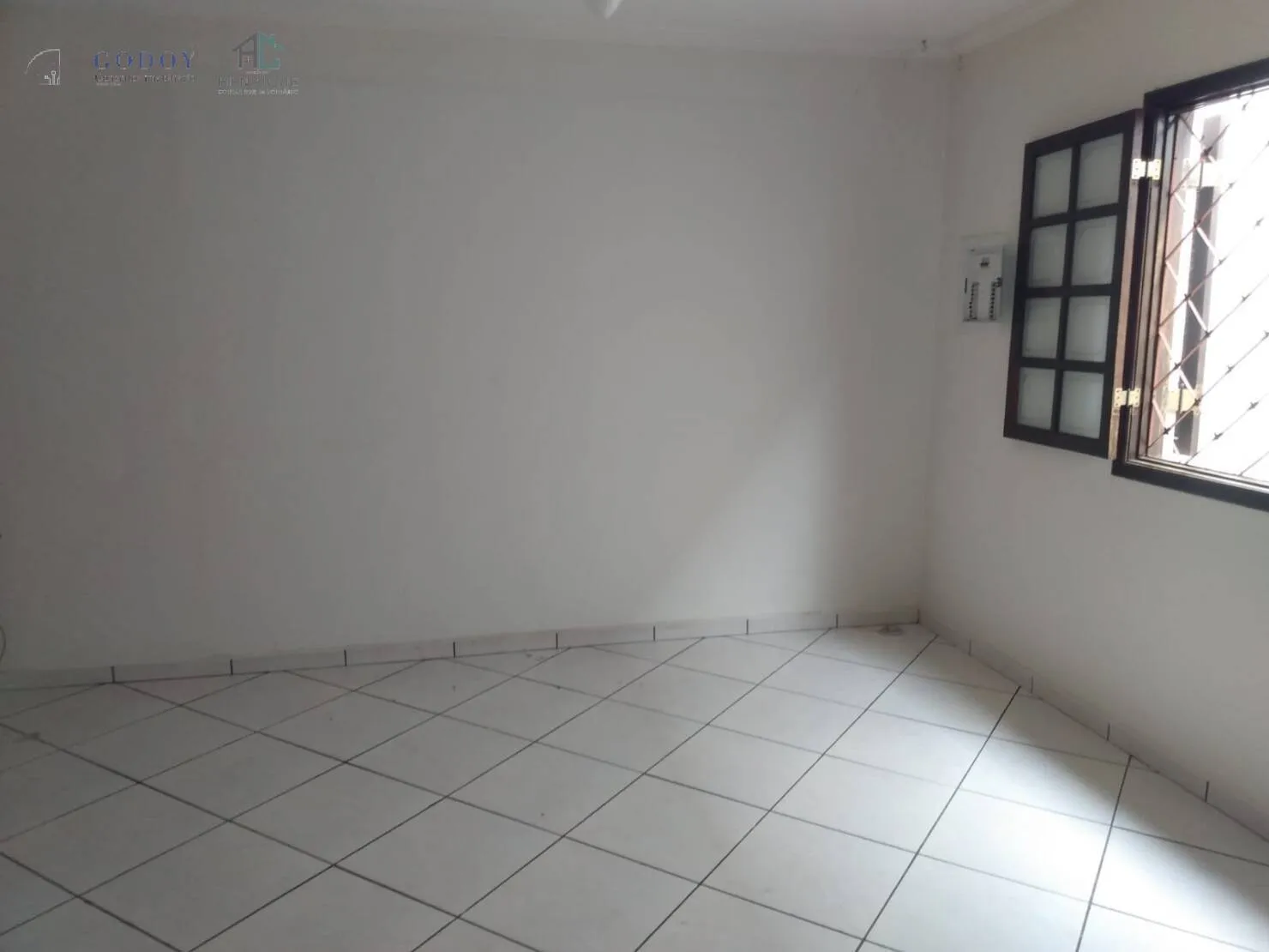 Imagem Casa para Locação 3 Quartos, 2 Suites, 4 Vagas, 660M², Jardim Residencial Doutor Lessa, Pindamonhangaba - SP