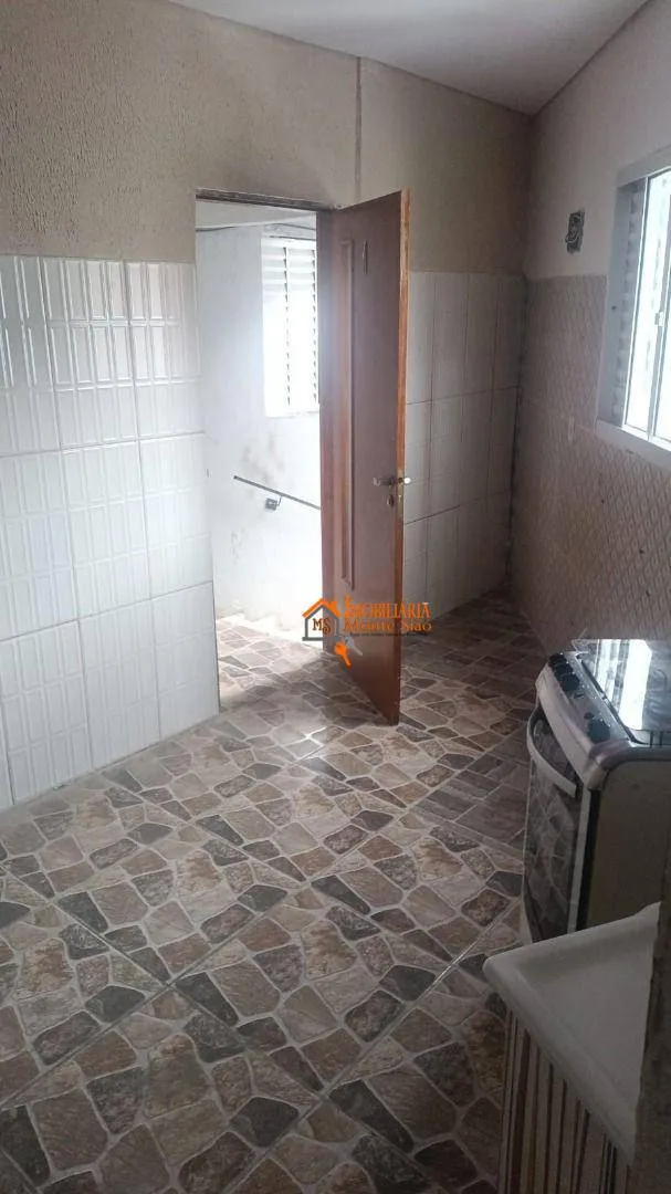 Imagem Kitnet com 1 dormitório para alugar, 25 m² por R$ 1.000,00/mês - Jardim Adriana - Guarulhos/SP
