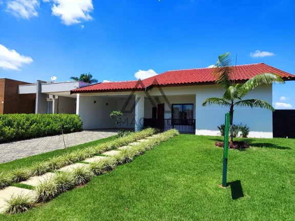 Foto do imóvel Belíssima casa de campo no Ninho Verde 1 - Mobiliada e Aceita Financiamento