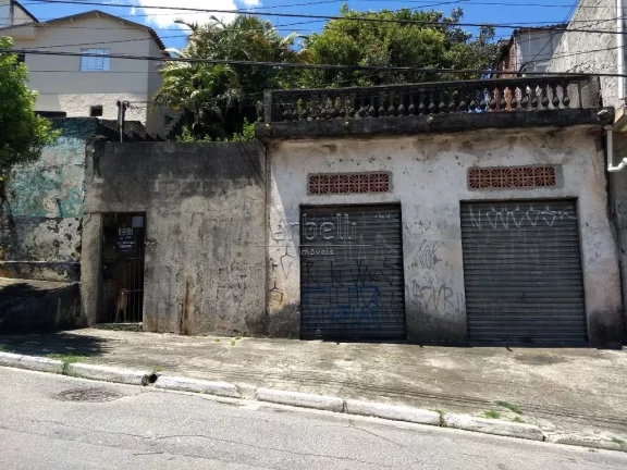 Imagem Excelente oportunidade de investimento! Terreno em aclive com medidas de 10m x 30m (367m²) com 14,5...