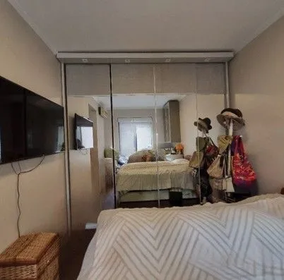 Imagem Apartamento de frente com vista panorâmica, sacada,3 dormitórios,1suíte para venda no bairro Centro Histórico em Porto Alegre/RS.