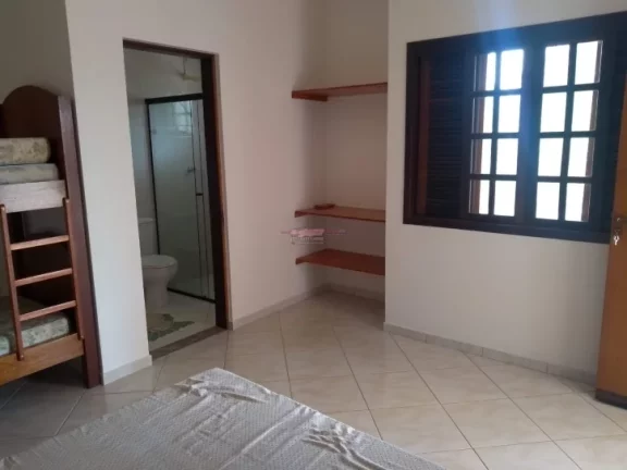 Imagem Lindíssima Chácara em condomínio fechado com toda infraestrutura