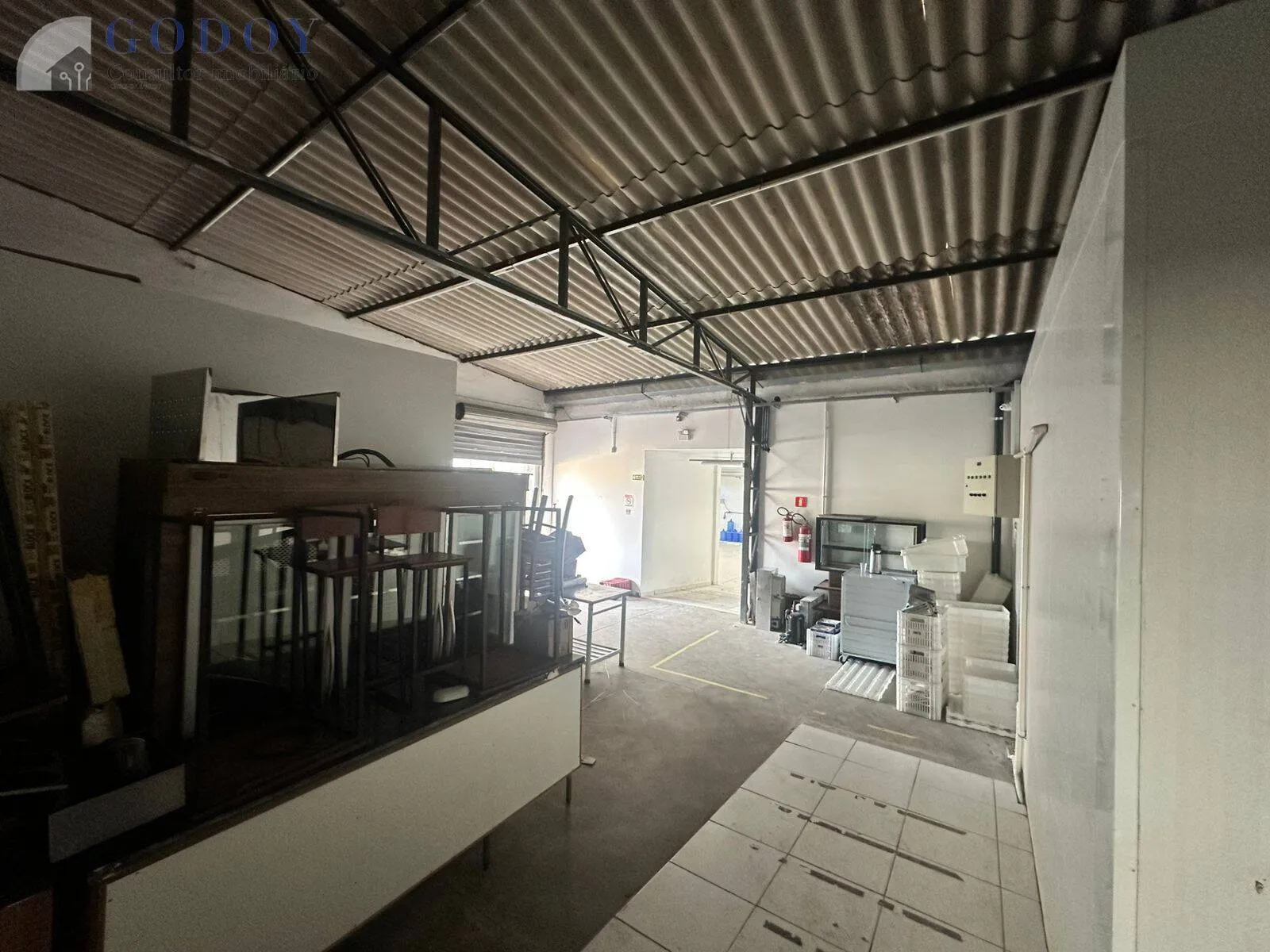 Imagem Imóvel Comercial - 900 m² Construídos em Terreno de 2.600 m²