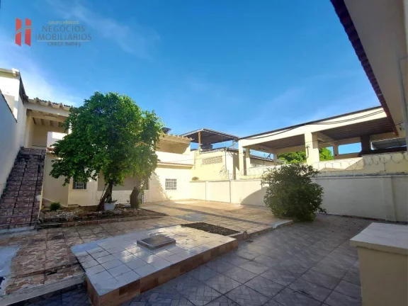 Imagem Casa com 4 quartos à venda, 360 m² por R$ 1.200.000 - Jardim Vinte e Cinco de Agosto - Duque de Caxias/RJ
