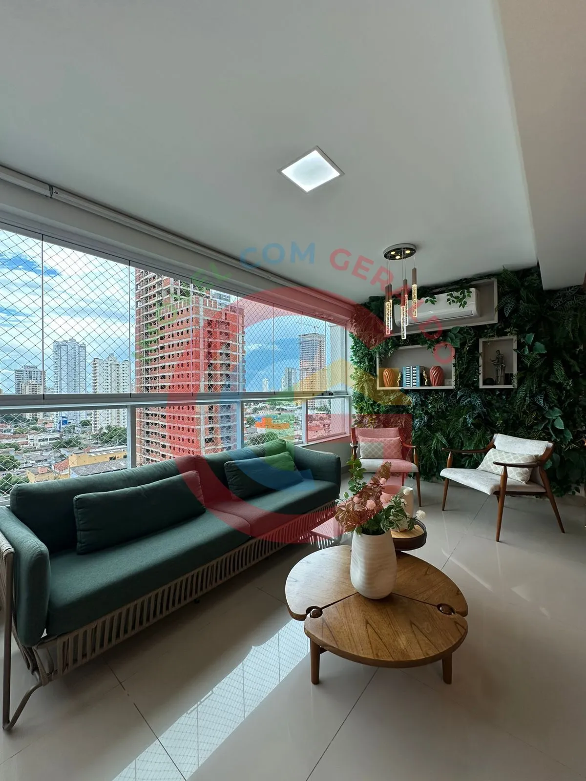 Imagem Apartamento mobiliado, 3 suíte. 3 Vagas INDEPENDENTES.