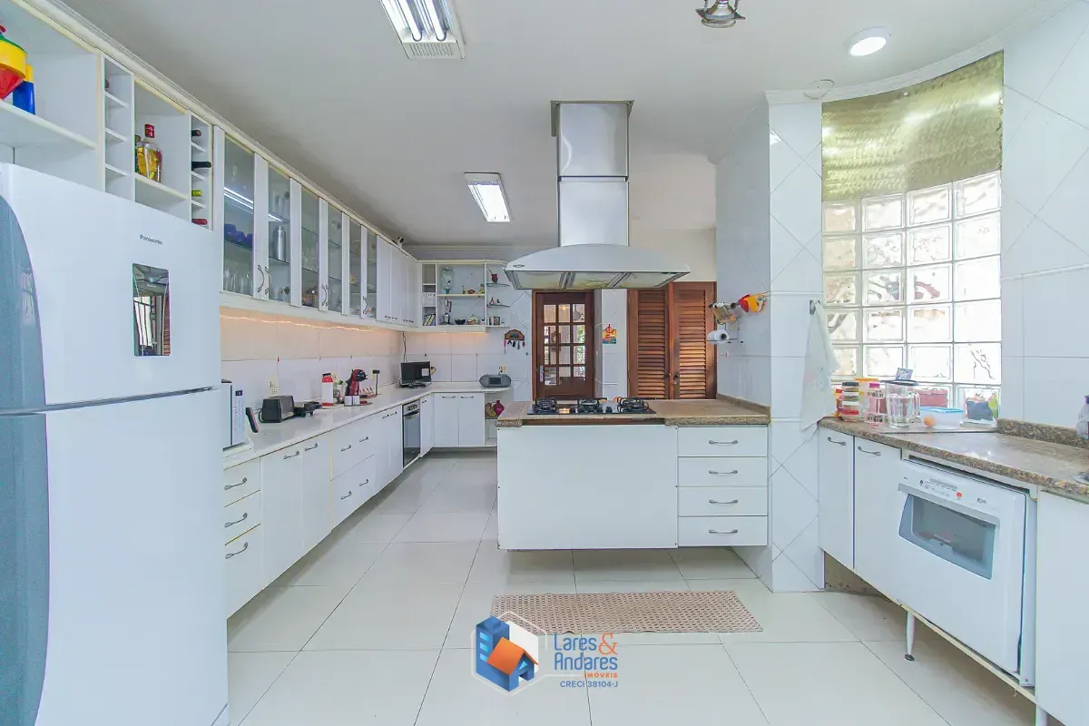 Imagem Casa para venda em Vila Deodoro com 4 quartos, sendo 1 suíte, 286m²