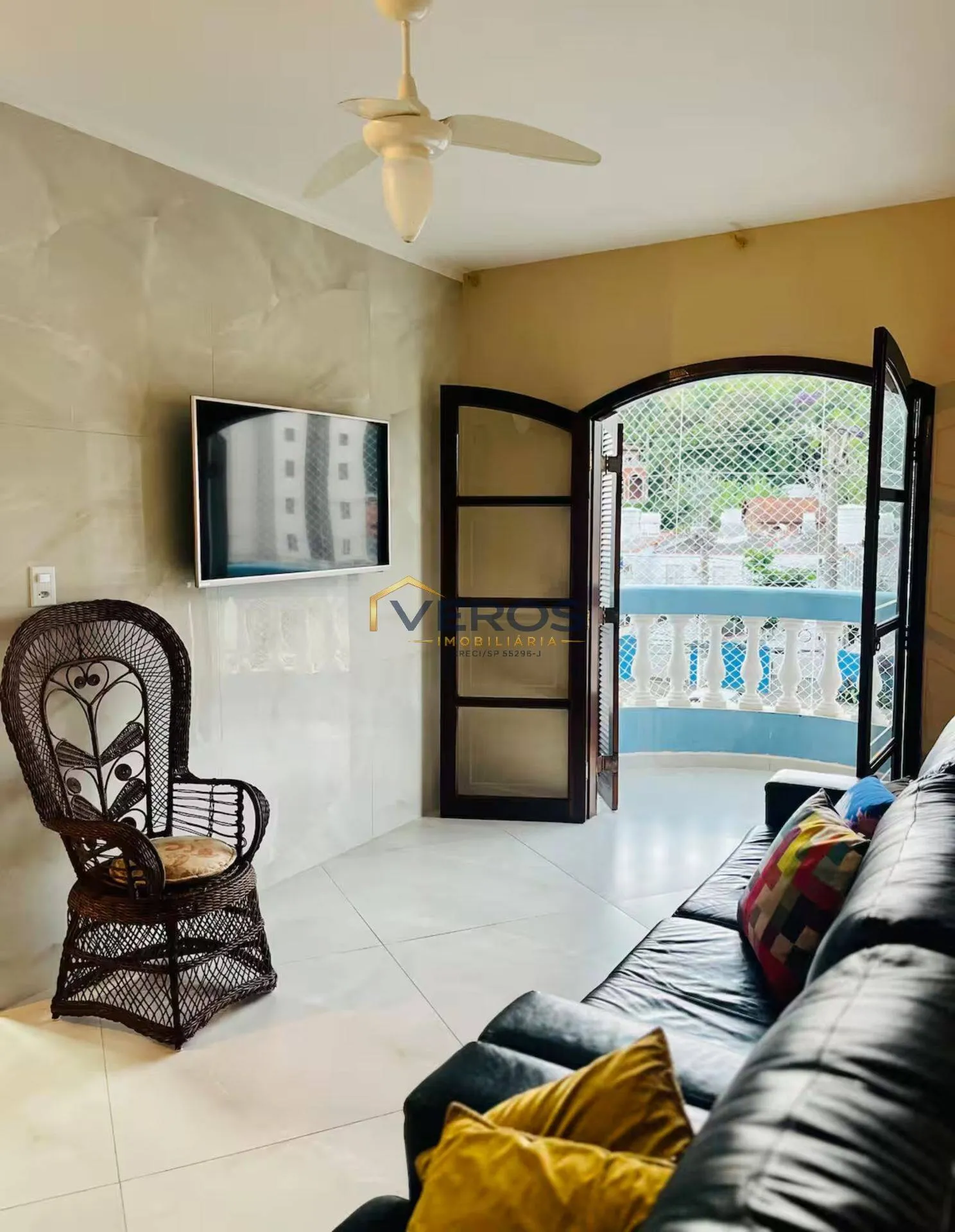 Imagem Apartamento com 2 dormitórios a 50 metros da Martim de Sá