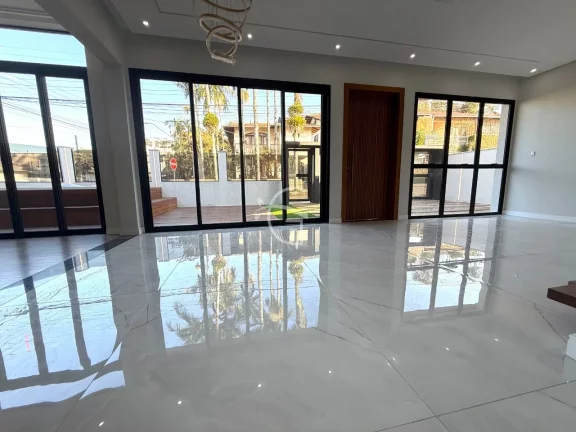 Imagem Casa à venda no Bairro Floresta em Joinville, por 980 mil