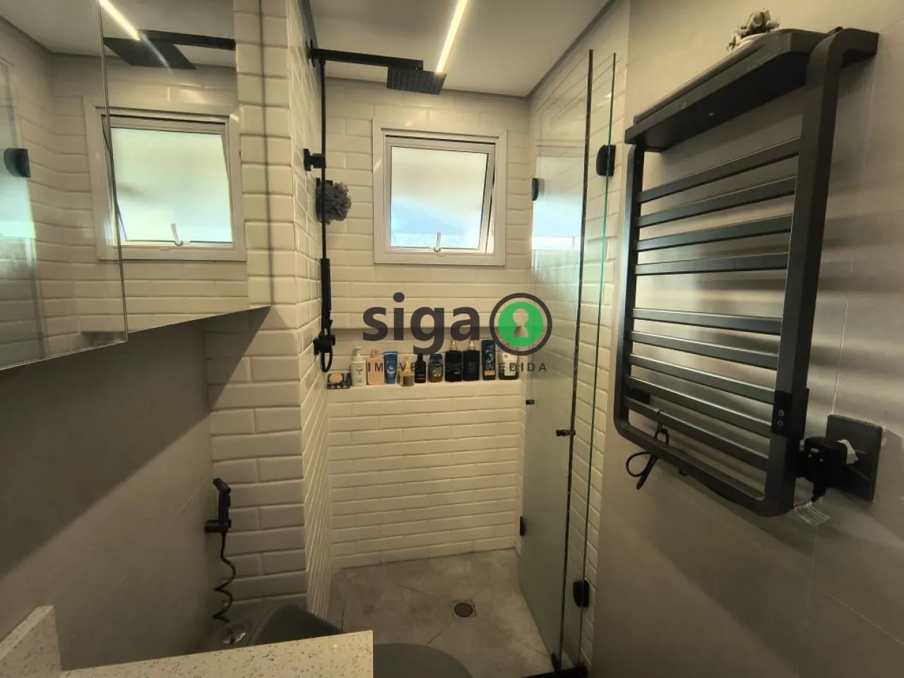 Imagem Apartamento a venda no Morumbi, com 3 quartos e 3 vagas.