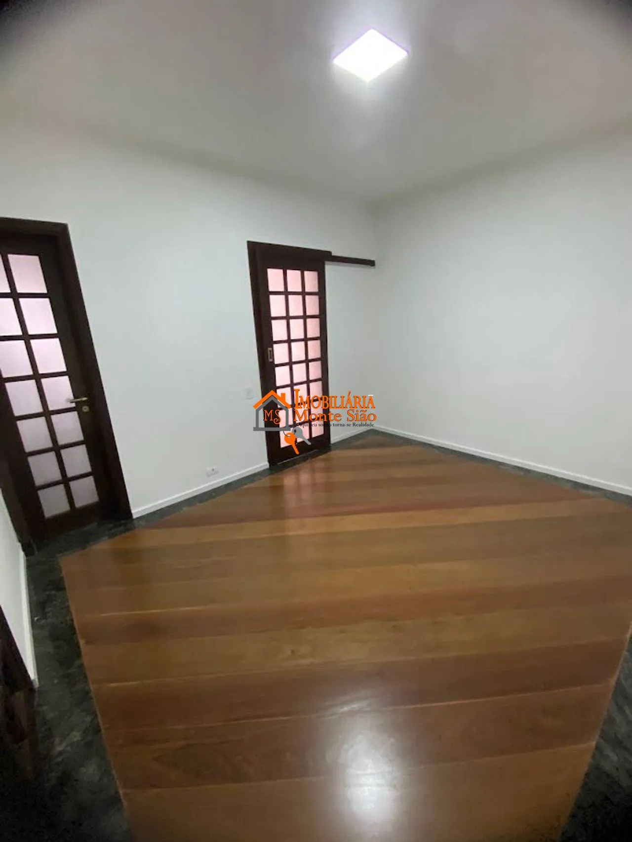 Imagem Casa para alugar, 500 m² por R$ 7.638,00/mês - Jardim Pinhal - Guarulhos/SP