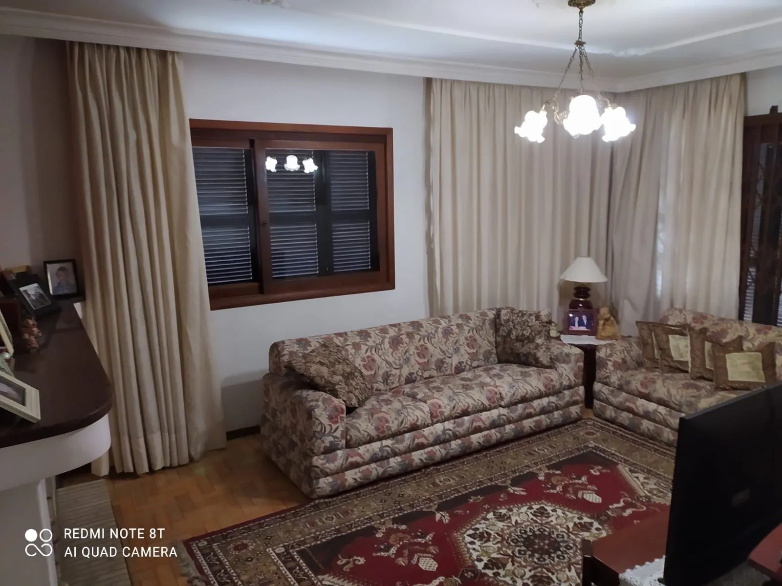 Imagem Casa Ampla no Jardim Carvalho com 4 dormitórios