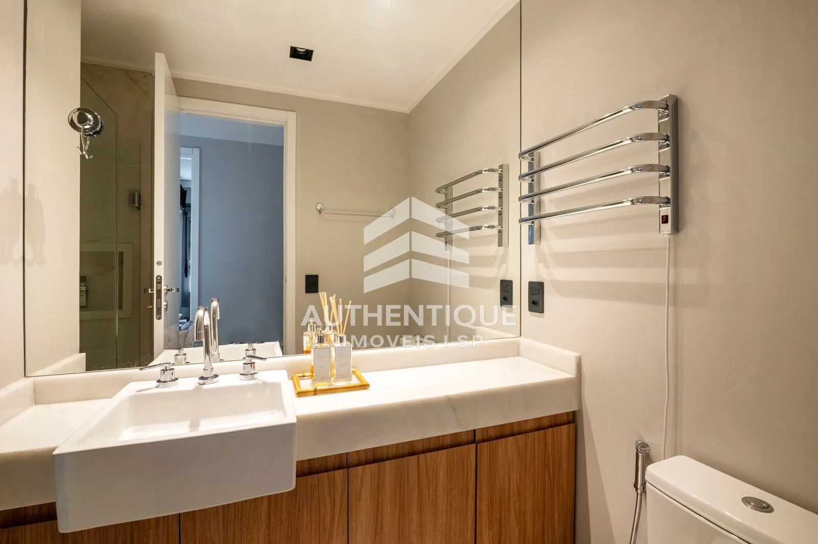 Imagem CHEZ VOUS MOEMA - Apartamento à venda em São Paulo/SP