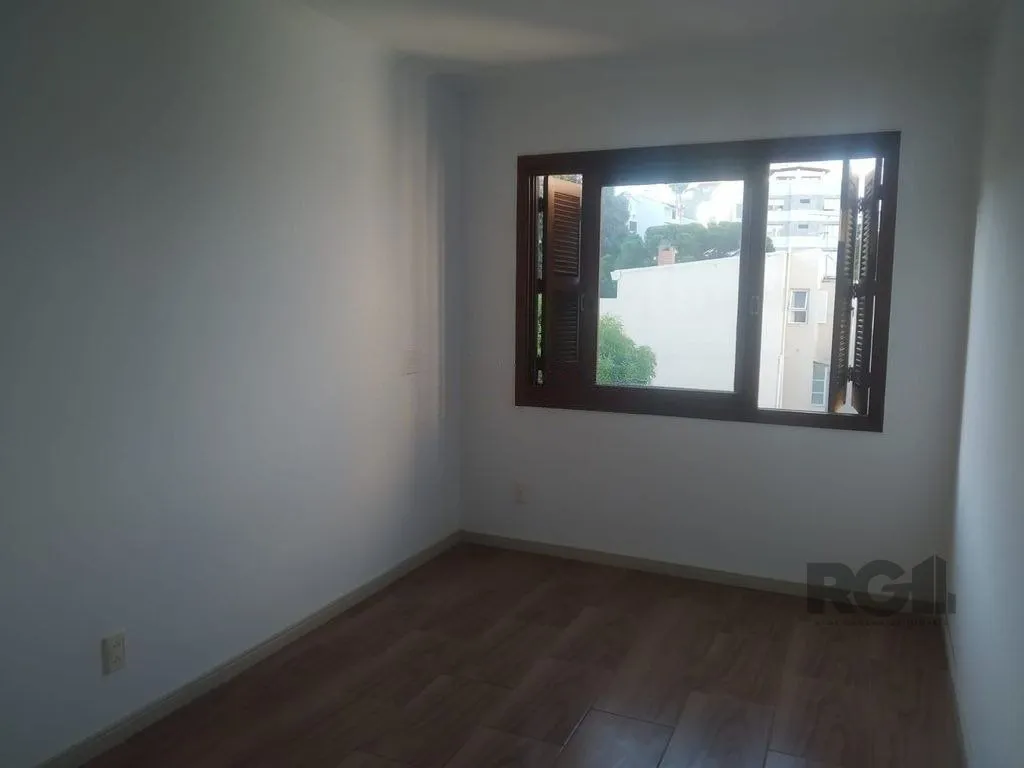 Imagem Excelente DUPLEX de 90m² com 2 dormitórios e 2 vagas.